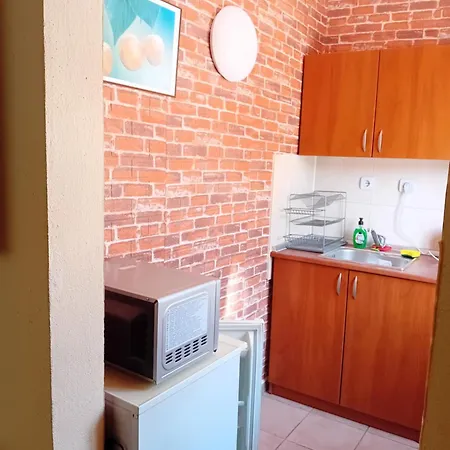 Apartamento Laura 2 *