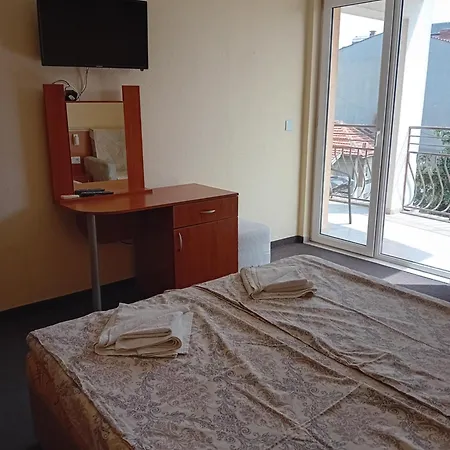 Laura 2 프리모르스코