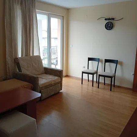 Laura 2 Apartamento Primorsko