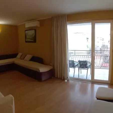 Laura 2 프리모르스코